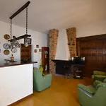 Villa Suria 8 People