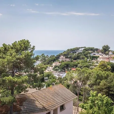 Suria 8 People * Lloret de Mar