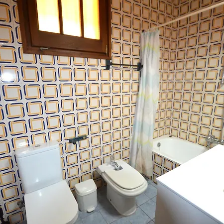 Suria 8 People Villa Lloret de Mar